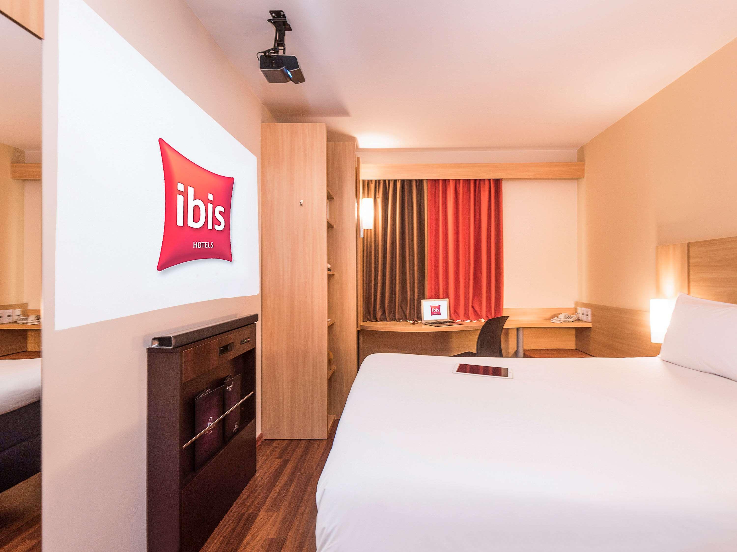 Ibis Santiago Las Condes エクステリア 写真